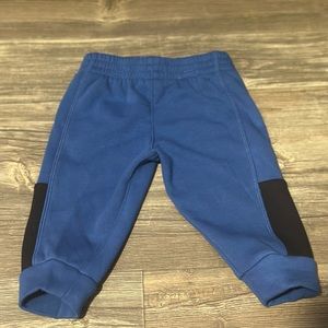 BLUE SWEATPANTS // 6-9 months
